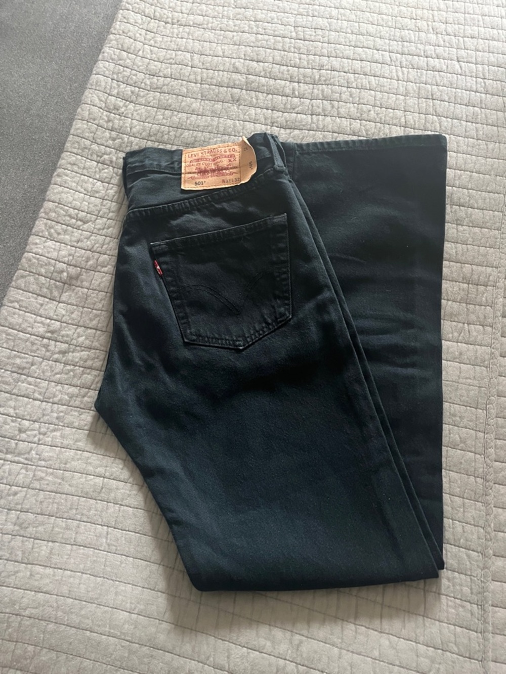Black Levi’s 501 Jeans